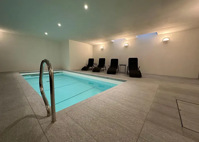 Chesa Unica - Bijou * Цуоц